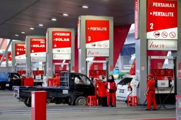 Subsidi BBM Skema Baru: Presiden Prabowo Akan Umumkan Model Blending untuk Tepat Sasaran Subsidi BBM
