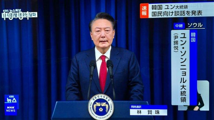 Presiden-Korea-Selatan-Yoon-Suk-yeol-memberikan-jumpa-pers