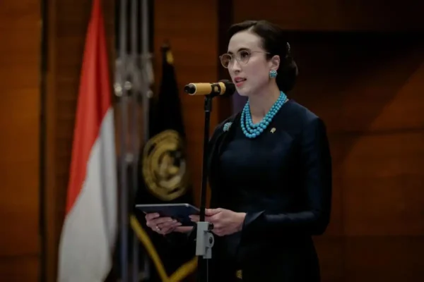 Menteri Pariwisata: Bali Tidak Mengalami Overtourism, Tantangan Ada pada Persebaran Wisatawan menpar widiyanti