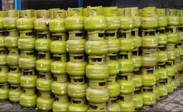 Bahlil Tanggung Jawab atas Kebijakan LPG 3 Kg: “Kesalahan Kami Jika Ada Kesalahan” Krisis Gas LPG