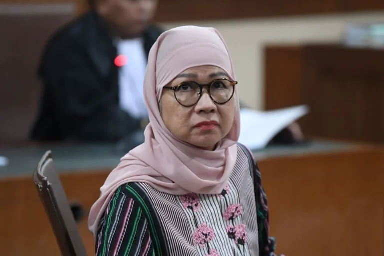 Karen-Agustiawan