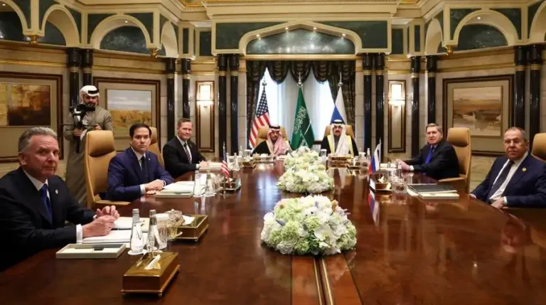 Pertemuan-AS-Rusia-di-Arab-Saudi