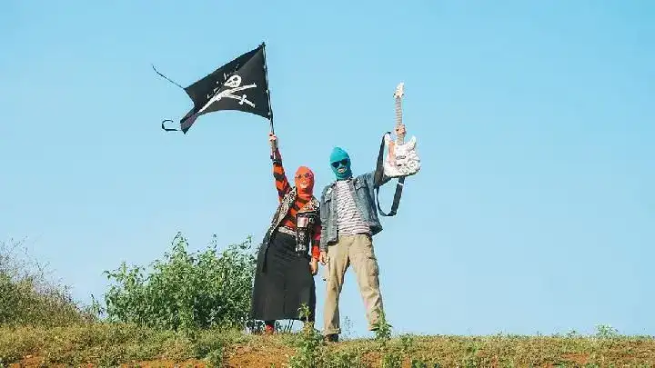 duo-band-sukatani