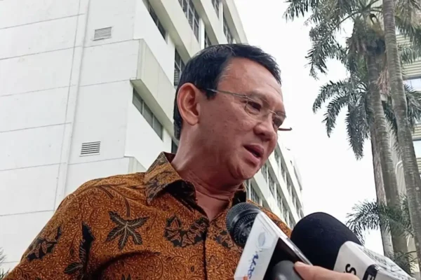 Ahok Diperiksa Kejagung soal Dugaan Korupsi Pertamina, Tiba Lebih Awal! Ahok diperiksa Kejagung