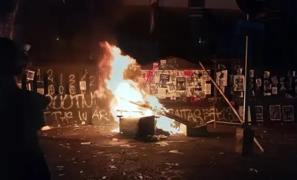 8 Jurnalis Mahasiswa Jadi Korban Kekerasan Saat Liput Demo di Malang Demo Malang