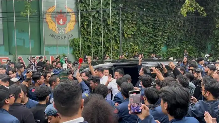 Demo-mahasiswa-tolak-revisi-UU-TNI