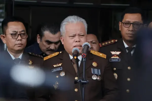 Kejagung Bantah Kerugian Rp5,9 Kuadriliun dalam Kasus PT Antam Kejagung bantah kerugian Rp5,9 kuadriliun