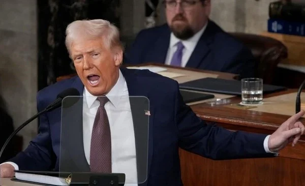 Trump Beri Peringatan Akhir ke Hamas: Bebaskan Sandera atau Hadapi Neraka Peringatan Trump ke Hamas