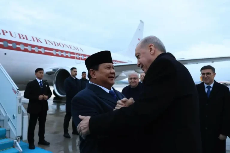 Presiden-Prabowo-tiba-di-Turki