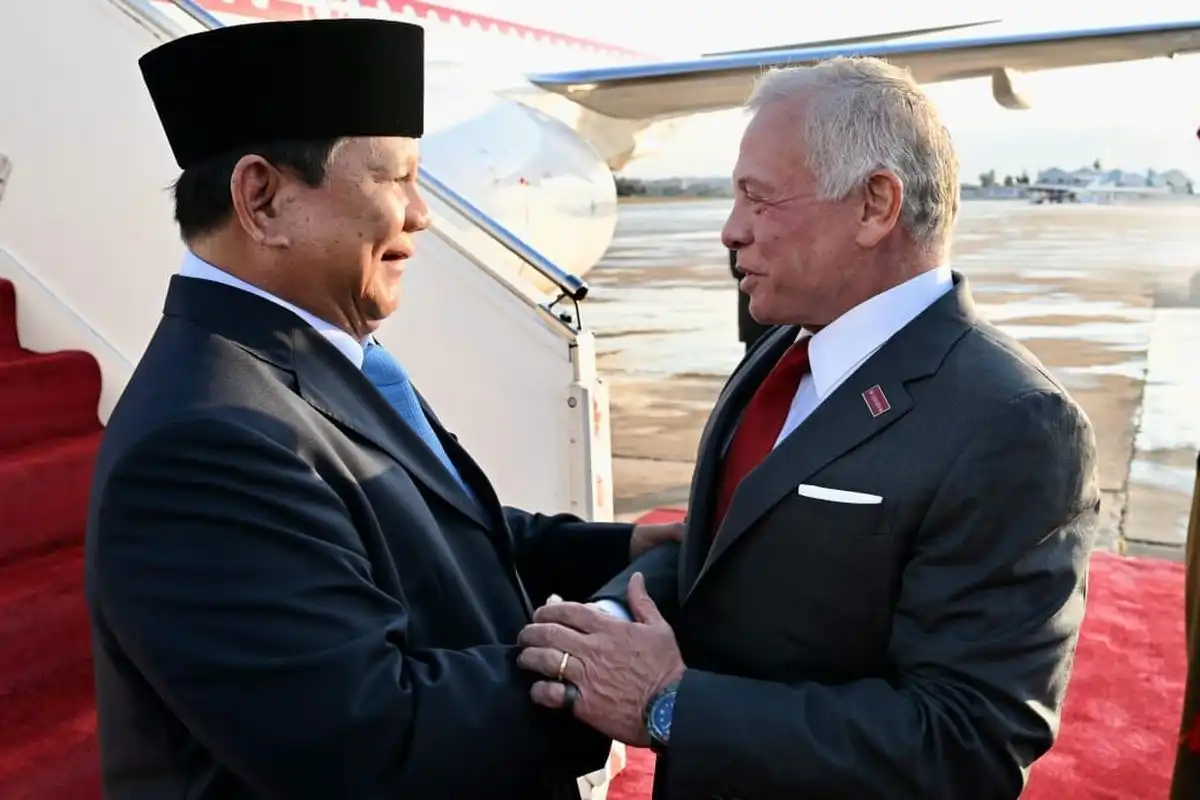 Presiden-RI-Prabowo-Subianto-tiba-di-Bandara-Amman