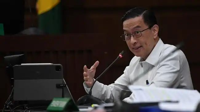 Tom-Lembong
