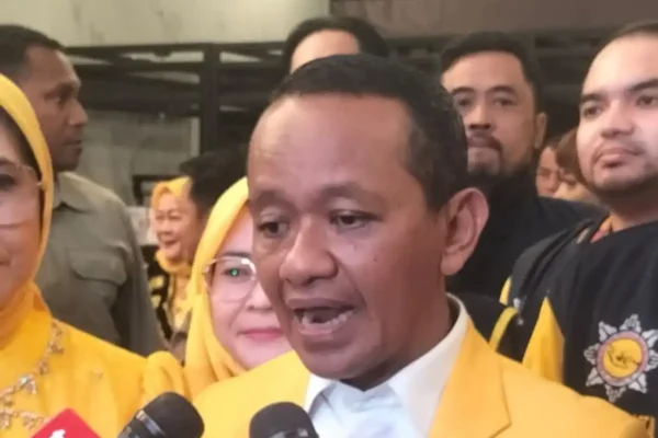Bahlil Tegaskan Golkar Tetap Dukung Gibran Meski Ada Desakan Pencopotan Bahlil Lahadalia