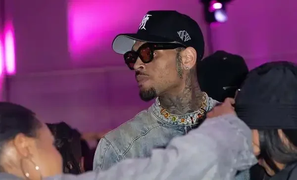 Chris Brown Ditangkap di Inggris atas Kasus Penyerangan Brutal di Klub London Chris Brown