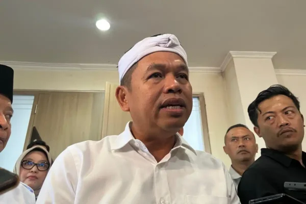 Bonnie Triyana Kritik Rencana Dedi Mulyadi Kirim Siswa Bermasalah ke Barak Militer Dedi Mulyadi
