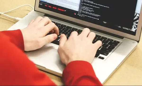 Komdigi Ancam Blokir 36 Situs Raksasa Termasuk Google dan KFC Ilustrasi PSE