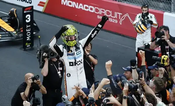 F1 GP Monaco: Norris Menang Dramatis, Verstappen Gagal Podium Lando Norris