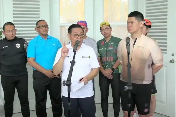 Pramono Anung Perpanjang Jam Buka Perpustakaan Jakarta Hingga di Atas Pukul 9 Malam Pramono Anung