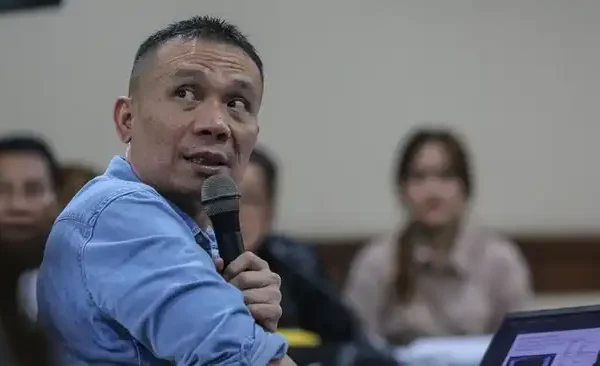 Rismon Sianipar Diperiksa Polisi soal Dugaan Ijazah Palsu Jokowi Rismon Hasiholan Sianipar