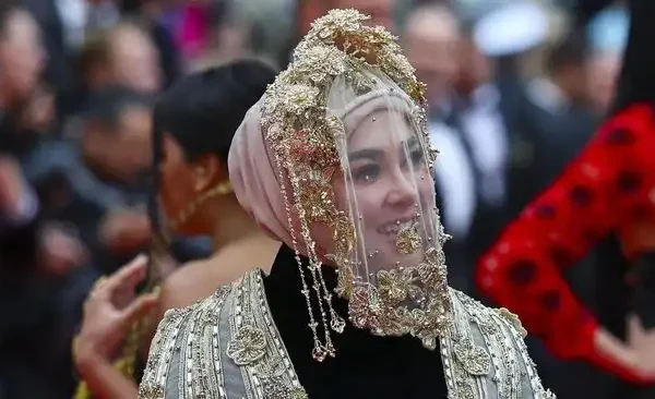 UNESCO Klarifikasi Tidak Pernah Beri Penghargaan ke Syahrini di Cannes 2025 Syahrini