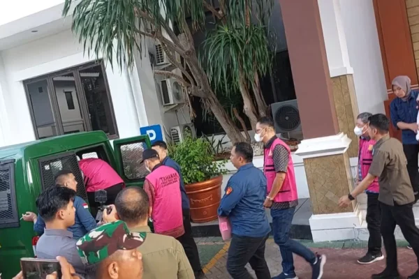 Korupsi Proyek PDNS: Eks Pejabat Kominfo hingga Swasta Jadi Tersangka korupsi PDNS