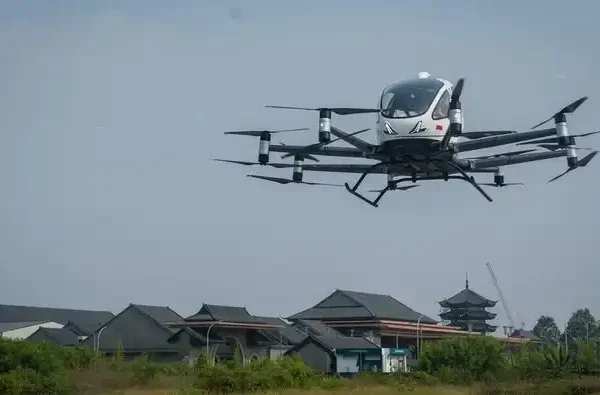 Taksi Terbang Masuk Kategori Drone, Aman Angkut Penumpang? EHang 216 S