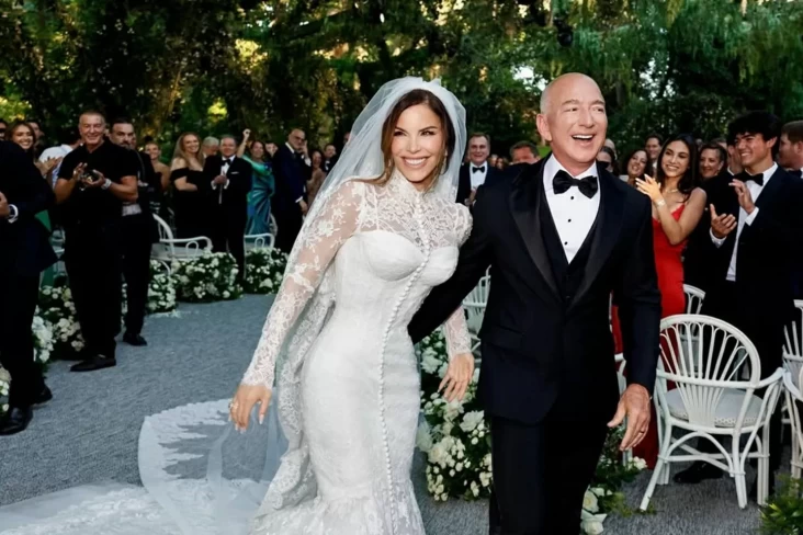 Jeff-Bezos-menikah-dengan-Lauren-Sanchez