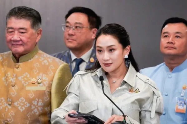 Ketegangan Thailand-Kamboja Memuncak, Dua Pemimpin Turun Paetongtarn Shinawatra