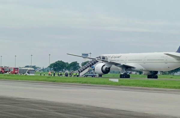 Saudia Airlines Mendarat Darurat Usai Terima Ancaman Bom Saudia Airlines