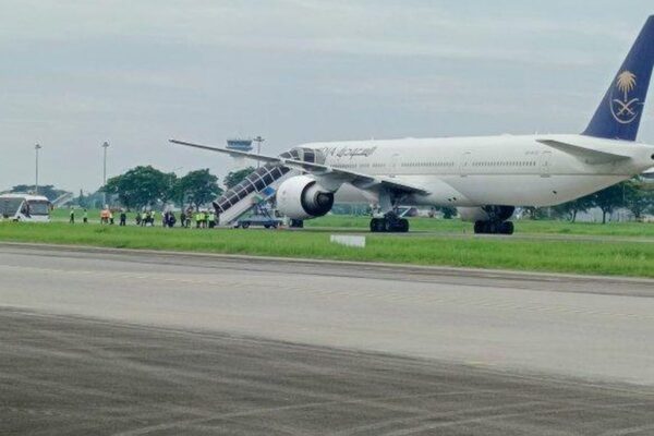 Saudia Airlines Mendarat Darurat Usai Terima Ancaman Bom Saudia Airlines