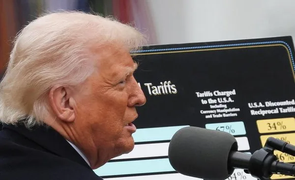 Industri Otomotif Inggris Anjlok Akibat Tarif Trump Tarif Trump