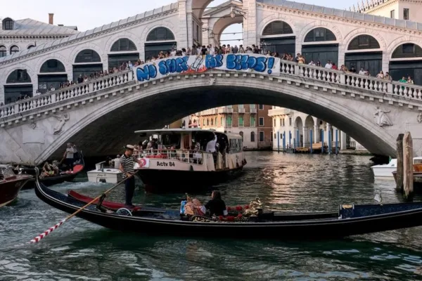Pernikahan Mewah Jeff Bezos di Venesia Dihujani Kritik Warga Venesia, Italia
