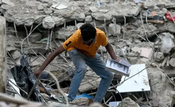 Tragedi Gedung Roboh di Pakistan: 27 Orang Meninggal Dunia Bangunan Runtuh