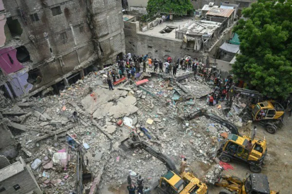 Tragedi Gedung Roboh di Pakistan: 27 Orang Meninggal Dunia Bangunan Runtuh
