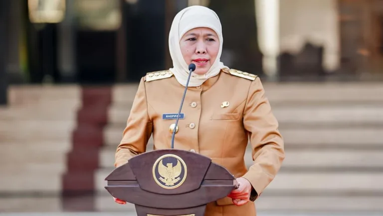 Gubernur-Jawa-Timur
