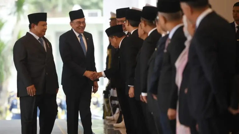 PM Anwar