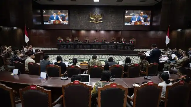 Suasana-sidang-uji-materi-Undang-undang