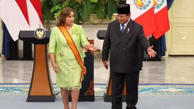 Prabowo Subianto dan Presiden Peru Dina Boluarte
