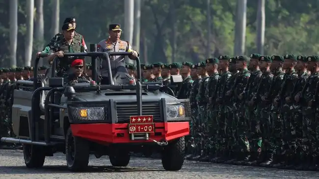 Upacara Gelar Pasukan Operasional dan Kehormatan Militer