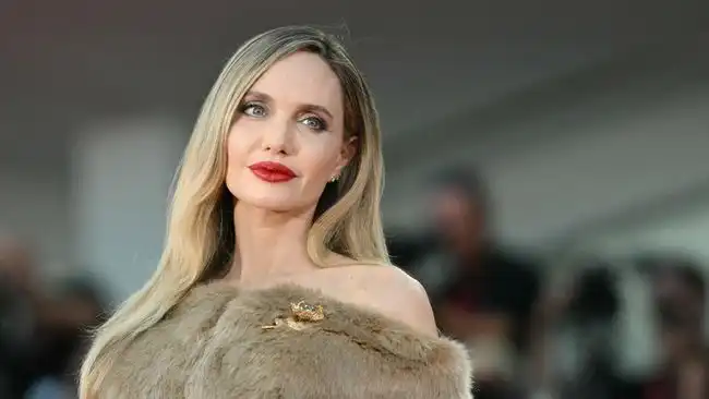 Angelina Jolie
