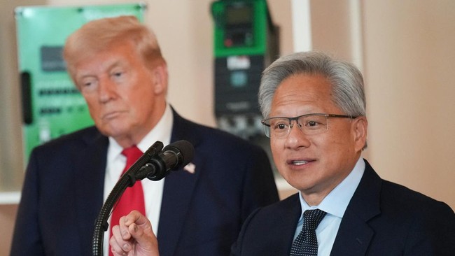 Jensen Huang dengan Donald Trump