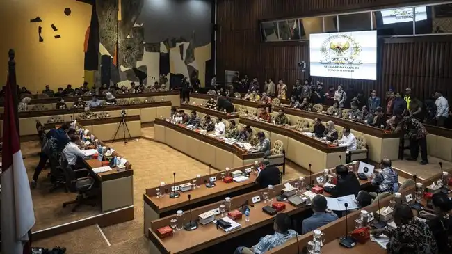 Rapat di Komisi II DPR