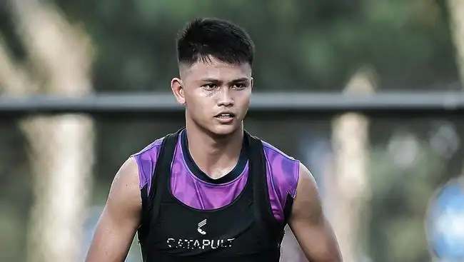 Hokky Caraka