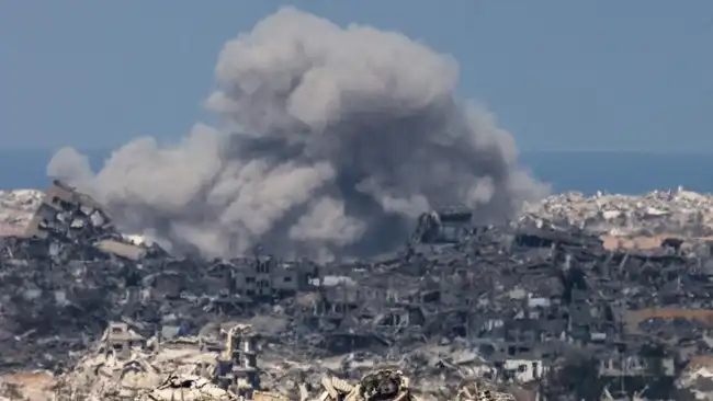 Israel lancarkan serangan udara ke Gaza