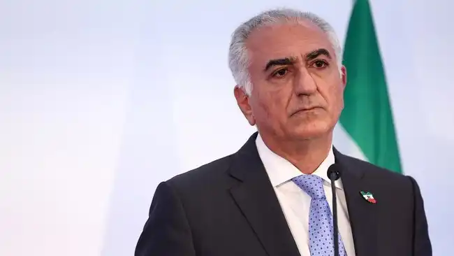 Anak raja Iran Peza Pahlavi