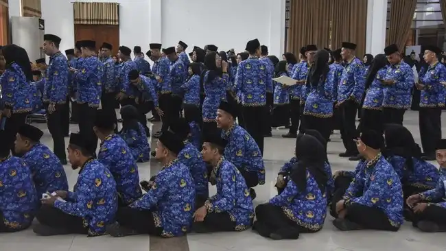 Penyerahan SK CPNS