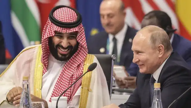 Putra Mahkota Saudi Pangeran MbS dan Presiden Rusia Vladimir Putin