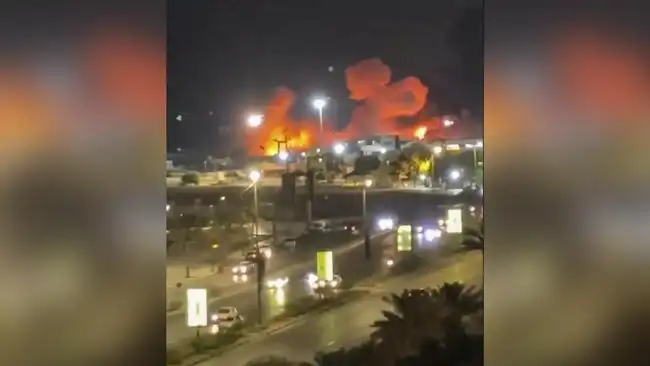 AS saat membombardir sejumlah wilayah di Iran