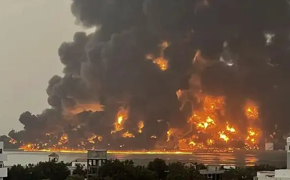 Arab Saudi menyerang sejumlah situs militer Houthi