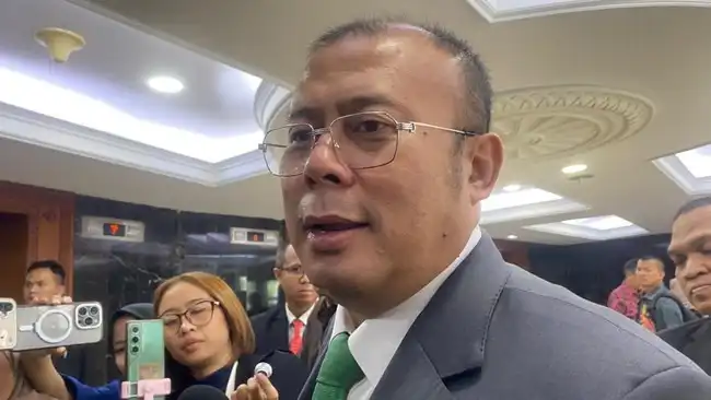 Cucun Ahmad Syamsurizai