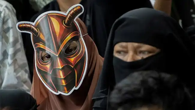 Gen Z Partai Kecoak